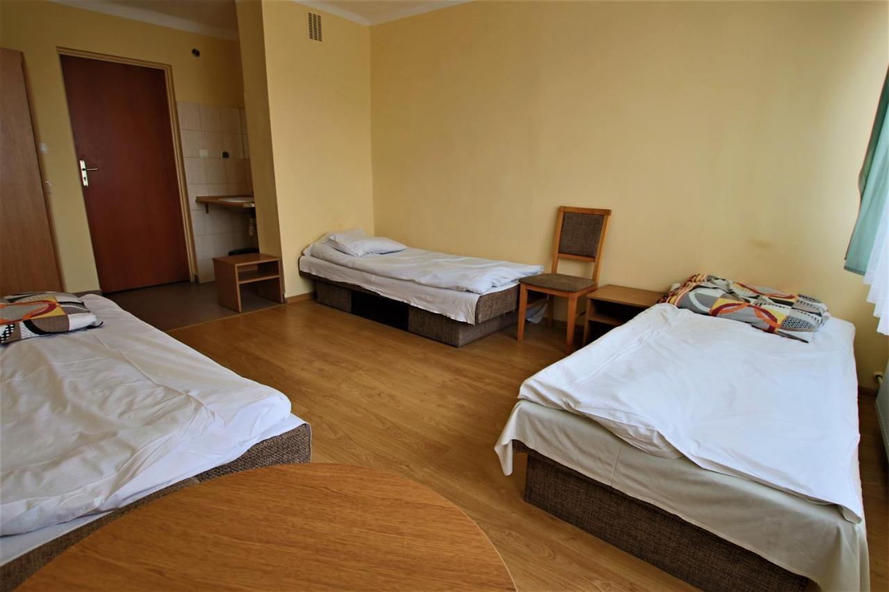 Tanie Noclegi Urzednicza Kielce Exterior foto
